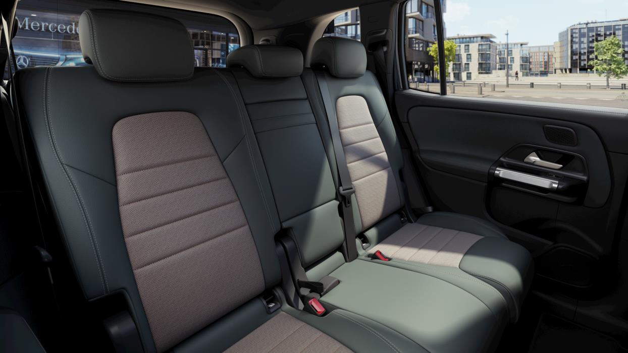 MERCEDES-BENZ EQB 2022