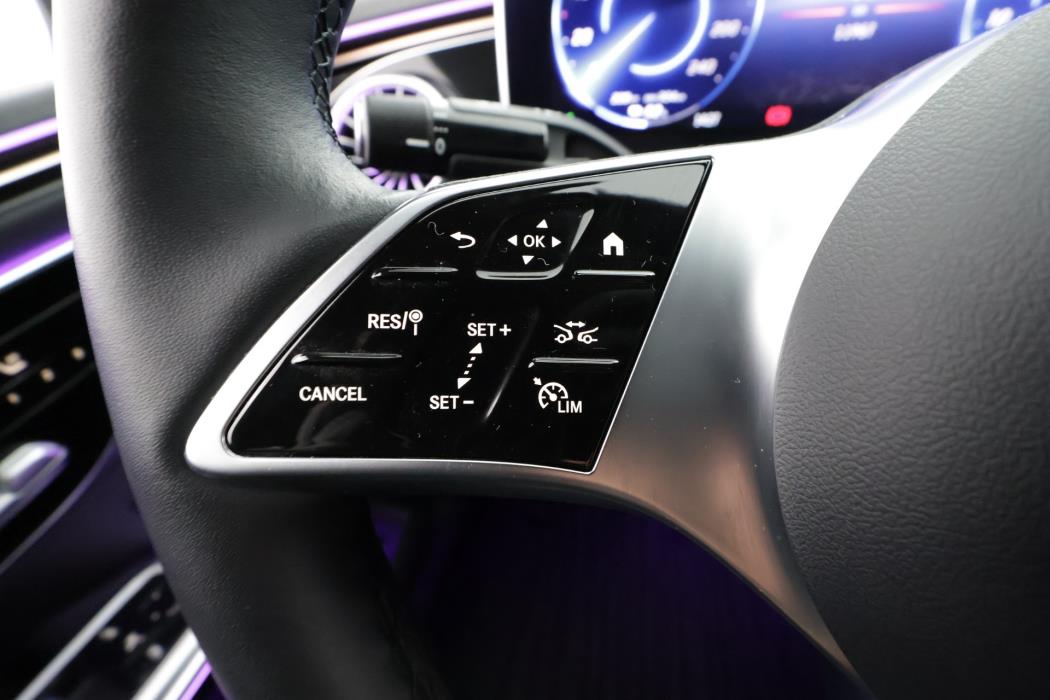 Mercedes-Benz EQE 2025