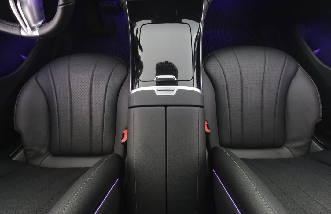 Mercedes-Benz EQE 2025