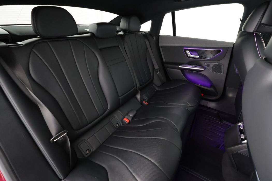 Mercedes-Benz EQE 2025