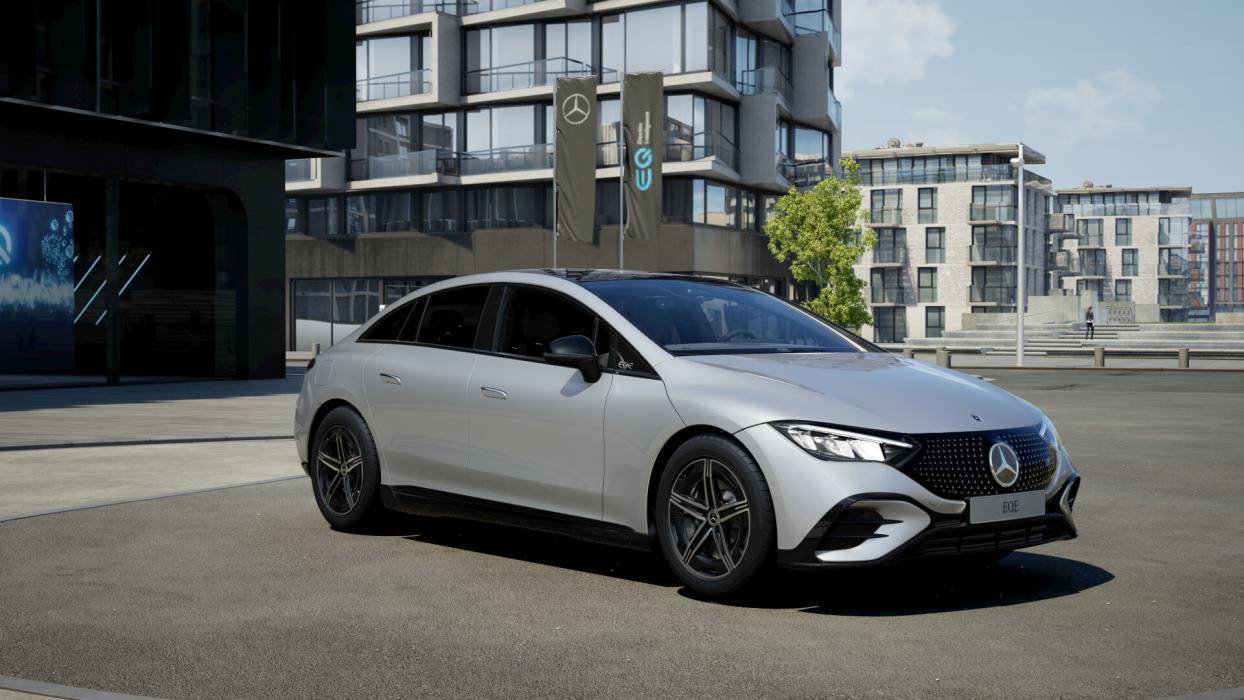 MERCEDES-BENZ EQE 2025