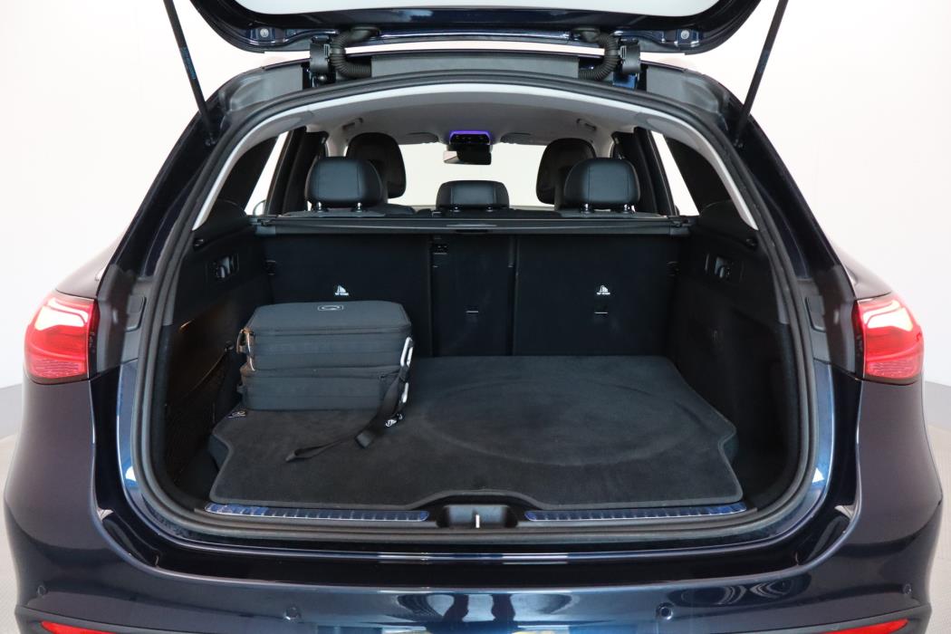 MERCEDES-BENZ GLC 2024