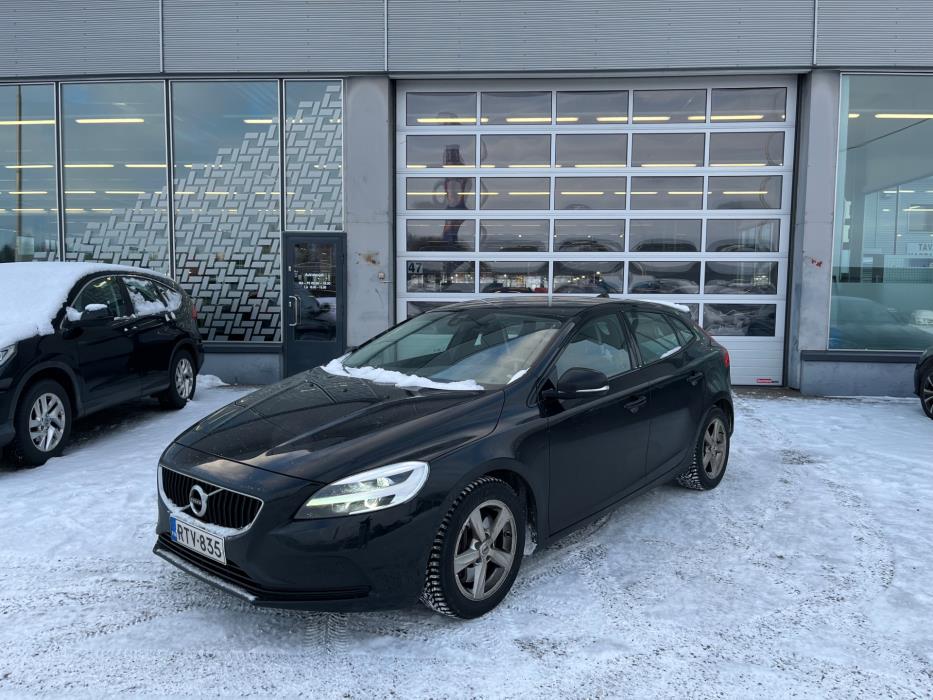 Volvo V40 2019