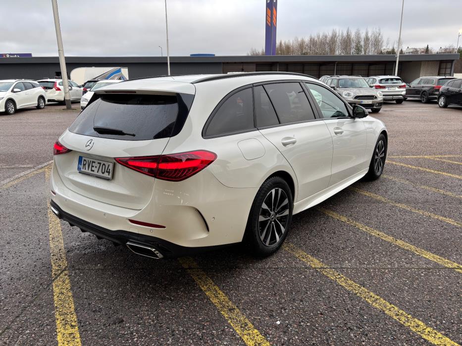 Mercedes-Benz C 2023