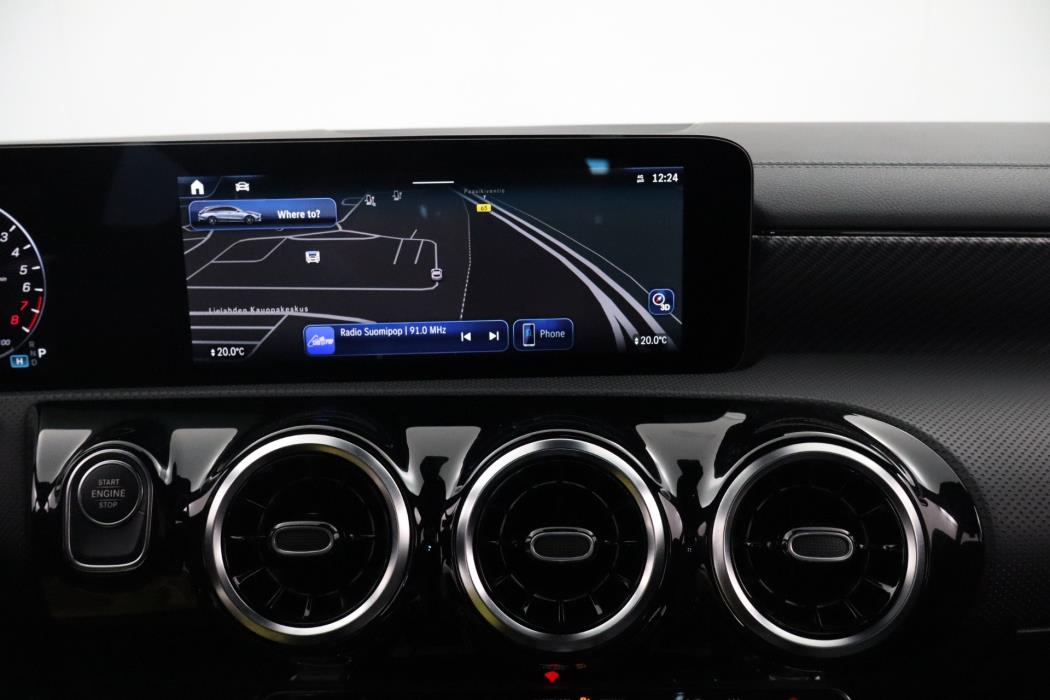 Mercedes-Benz CLA 2023