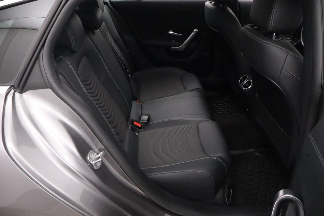 Mercedes-Benz CLA 2023