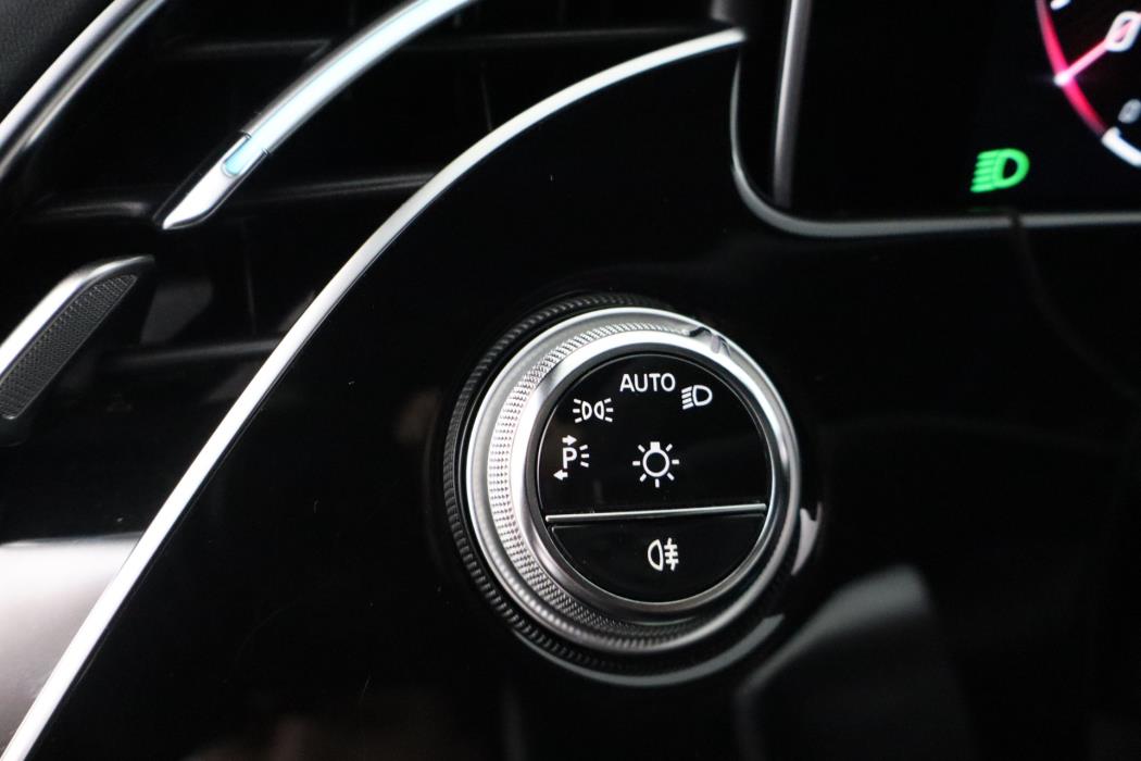 Mercedes-Benz E 2025