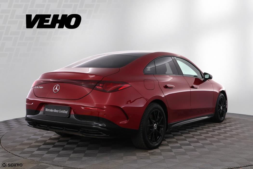 MERCEDES-BENZ CLA 2025