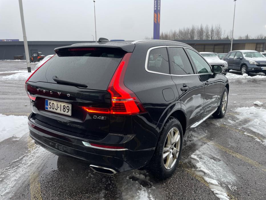 VOLVO XC60 2018