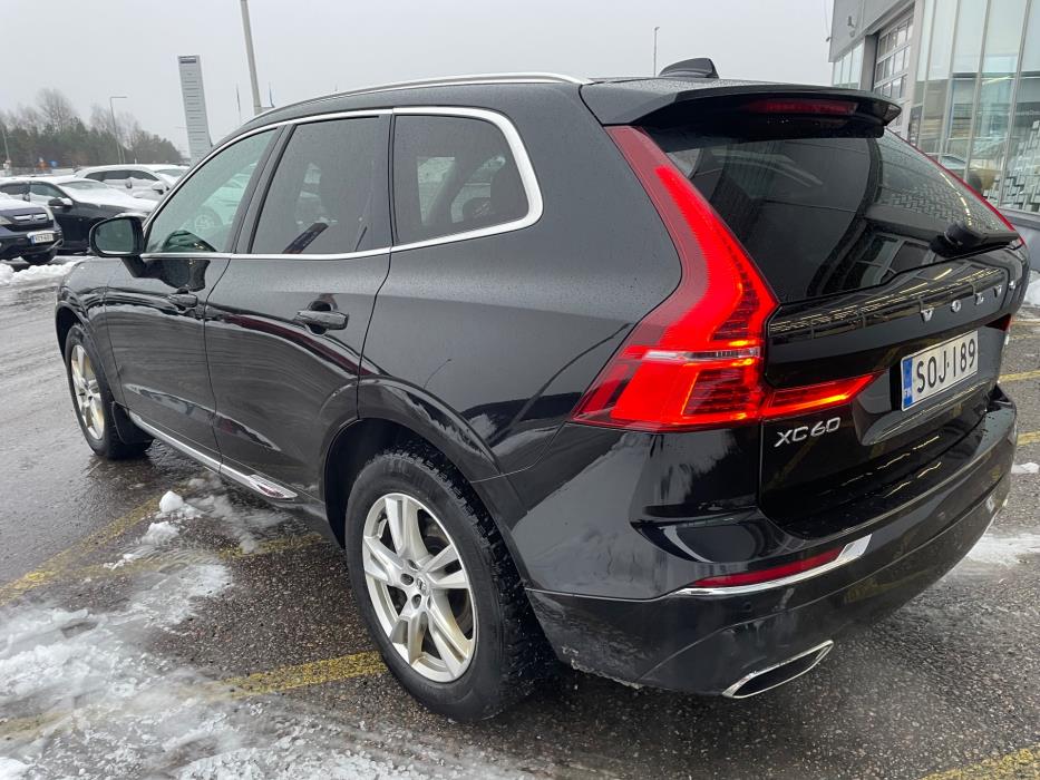 VOLVO XC60 2018