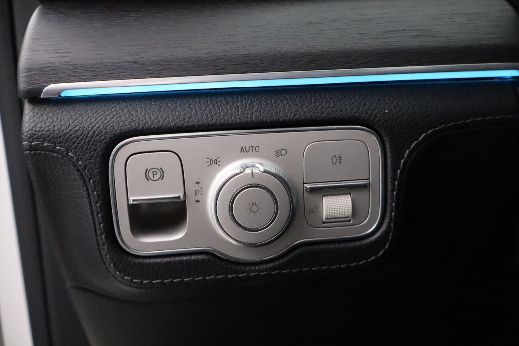 MERCEDES-BENZ GLE 2021