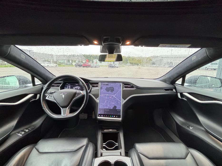 TESLA MODEL S 2018