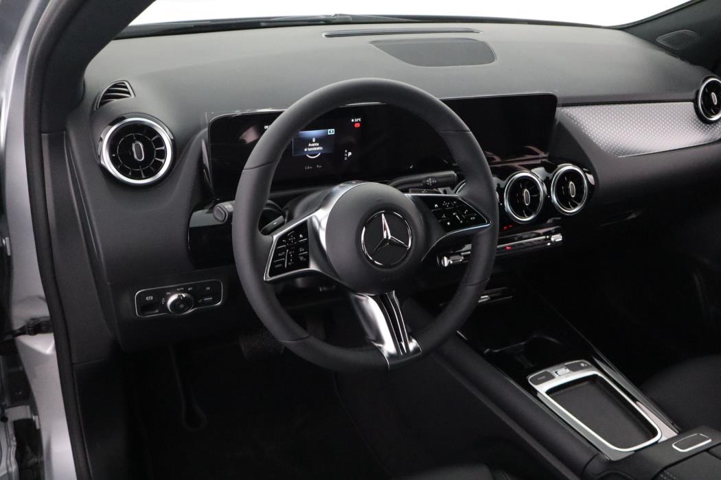 Mercedes-Benz GLA 2026