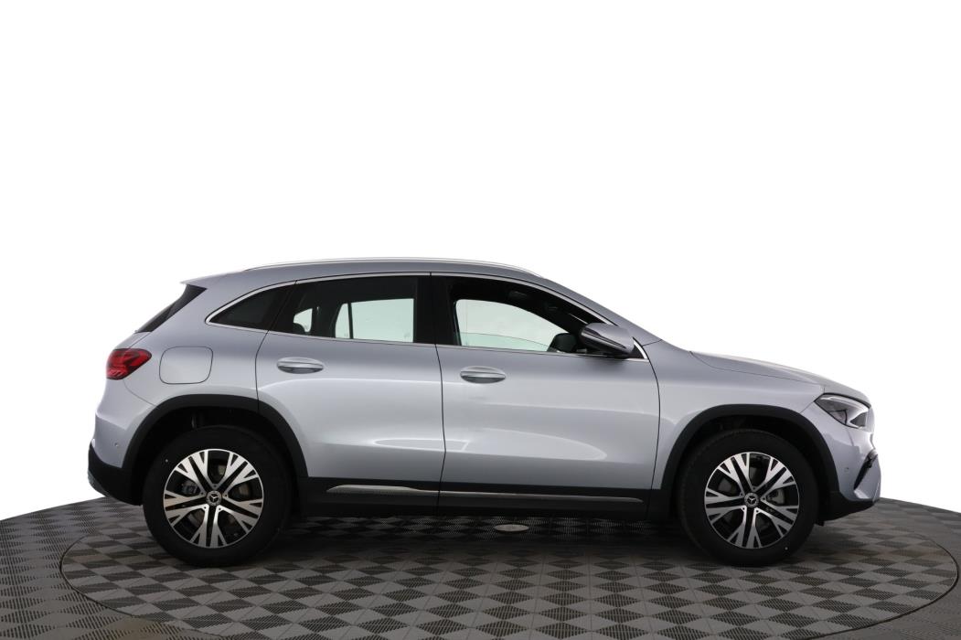 Mercedes-Benz GLA 2026