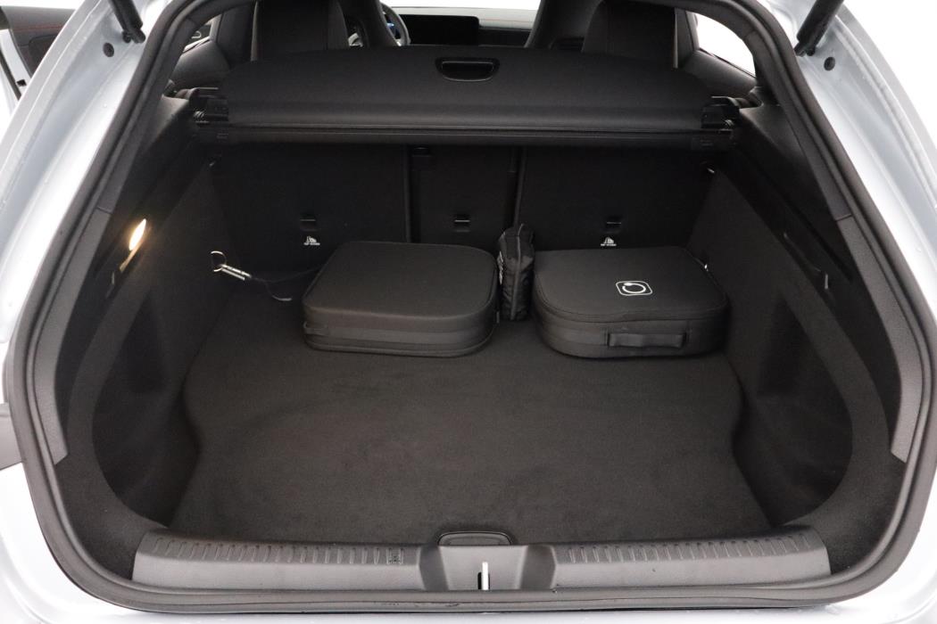 Mercedes-Benz CLA 2025