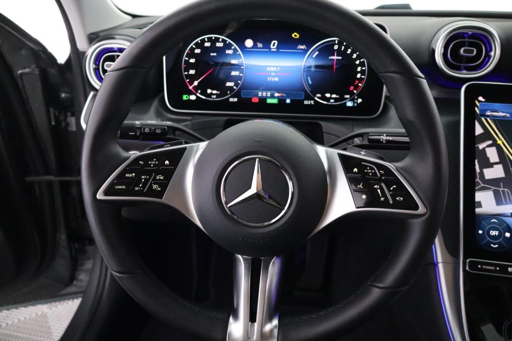 Mercedes-Benz C 2025