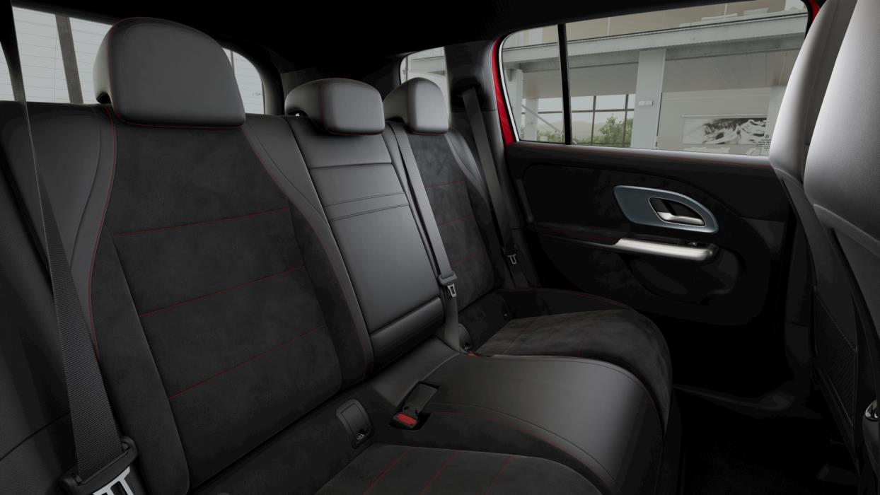 MERCEDES-BENZ GLB 2026