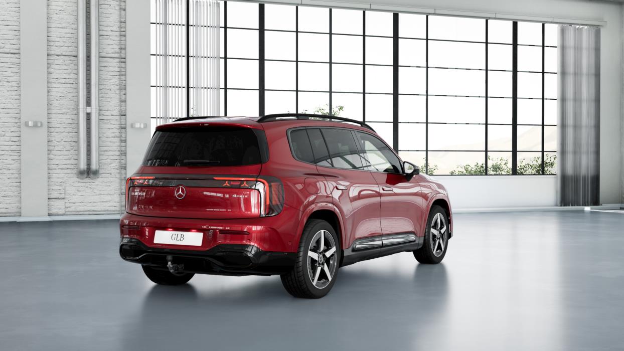 MERCEDES-BENZ GLB 2026