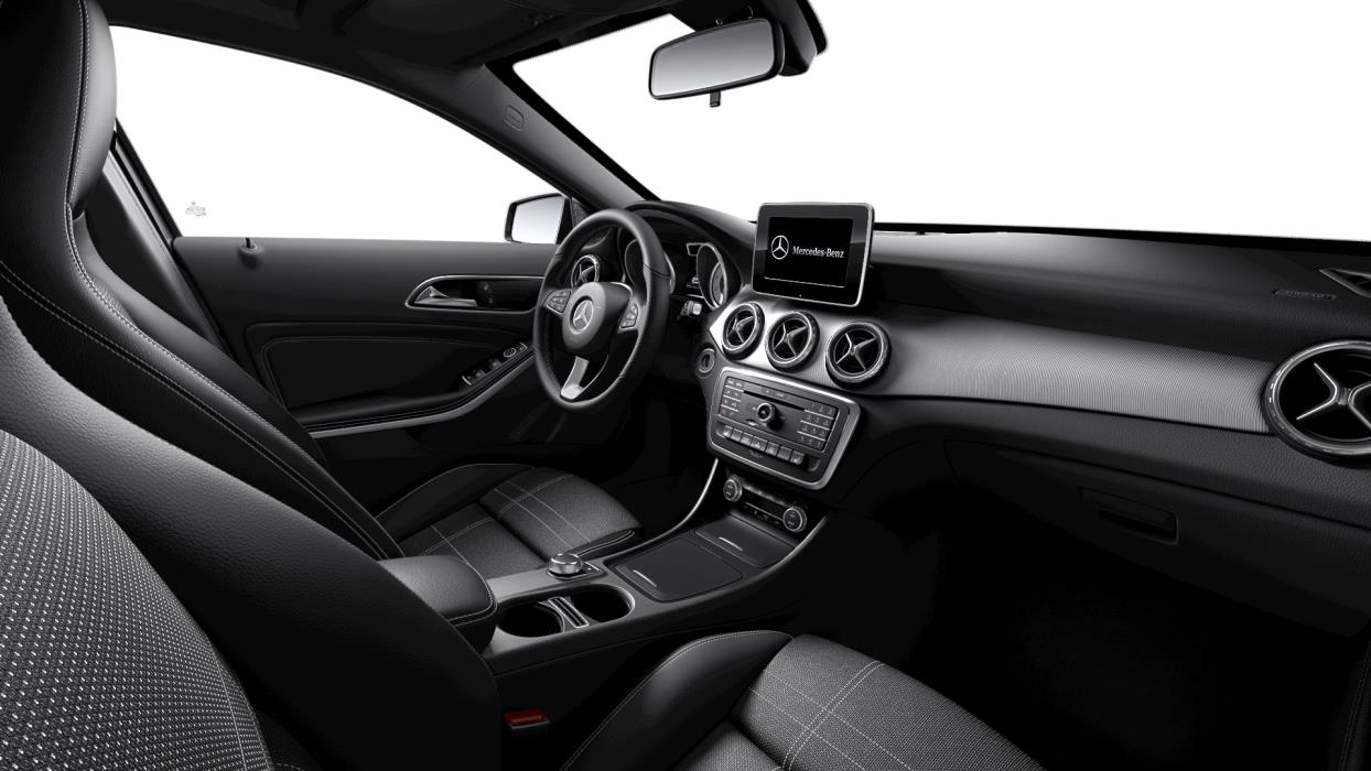 MERCEDES-BENZ GLA 2015