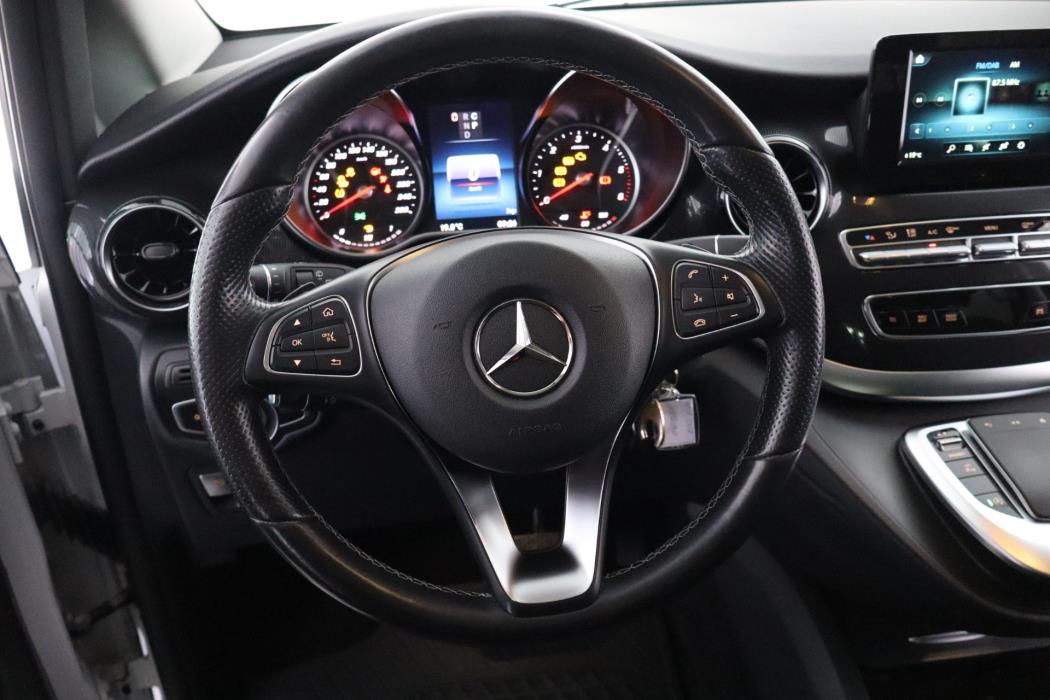 MERCEDES-BENZ V 2020