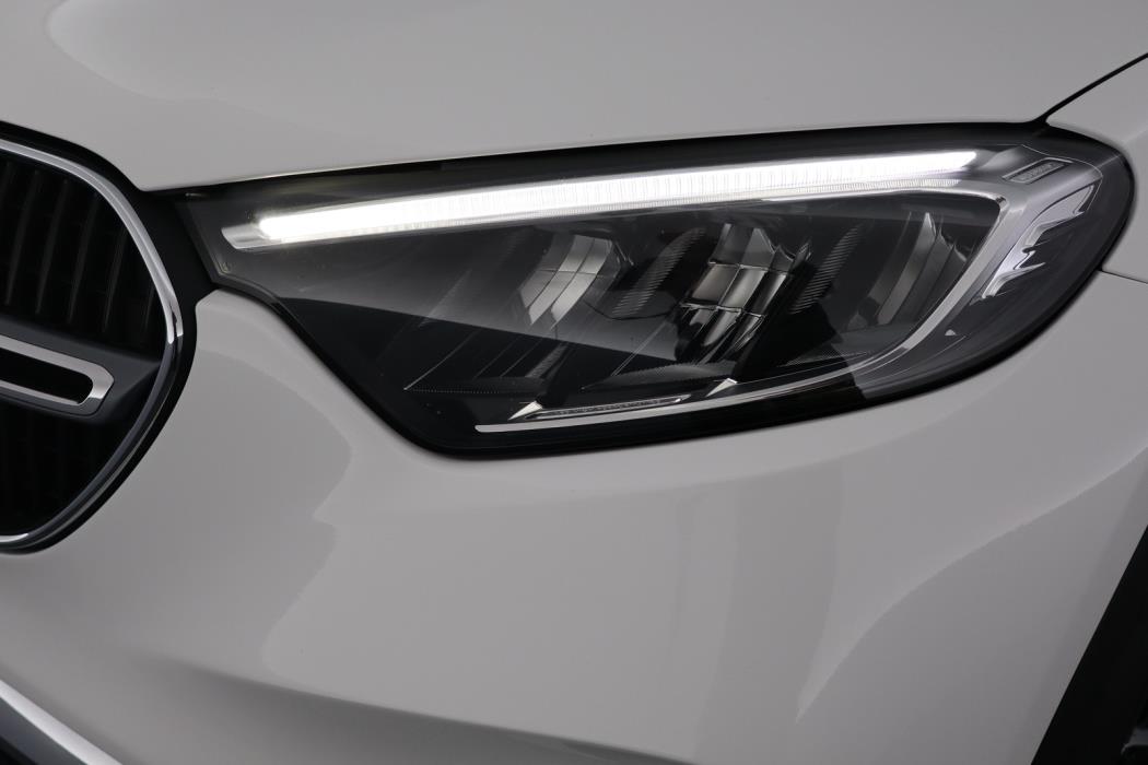 Mercedes-Benz GLC 2023