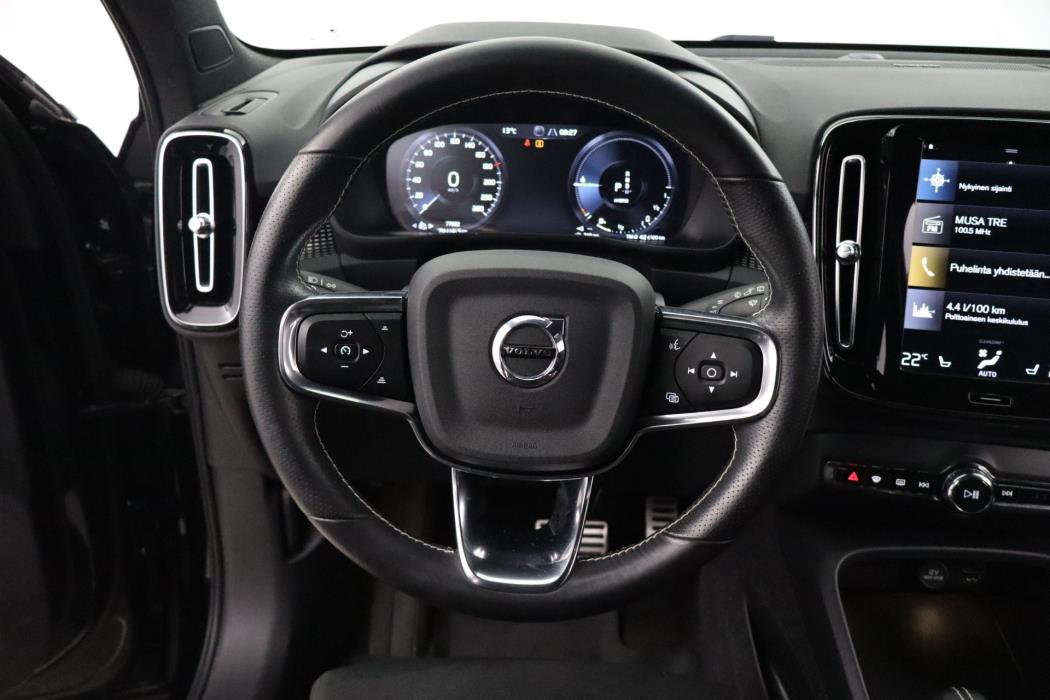 Volvo XC40 2021