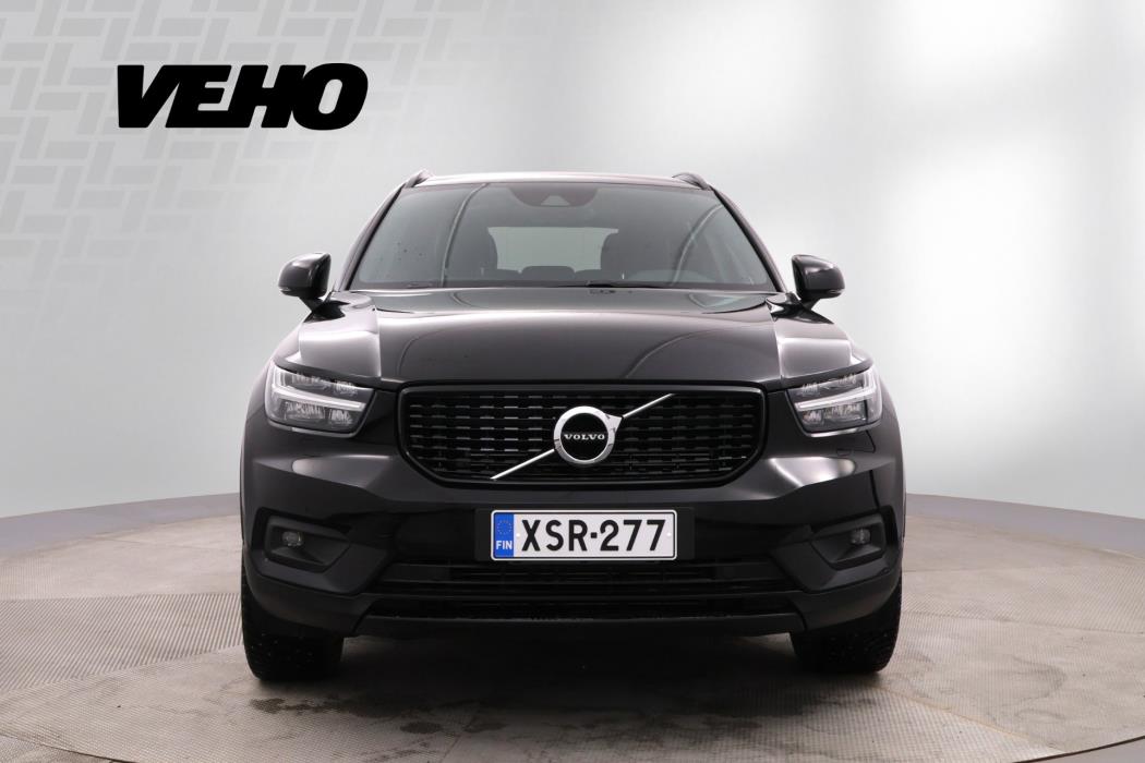 Volvo XC40 2021