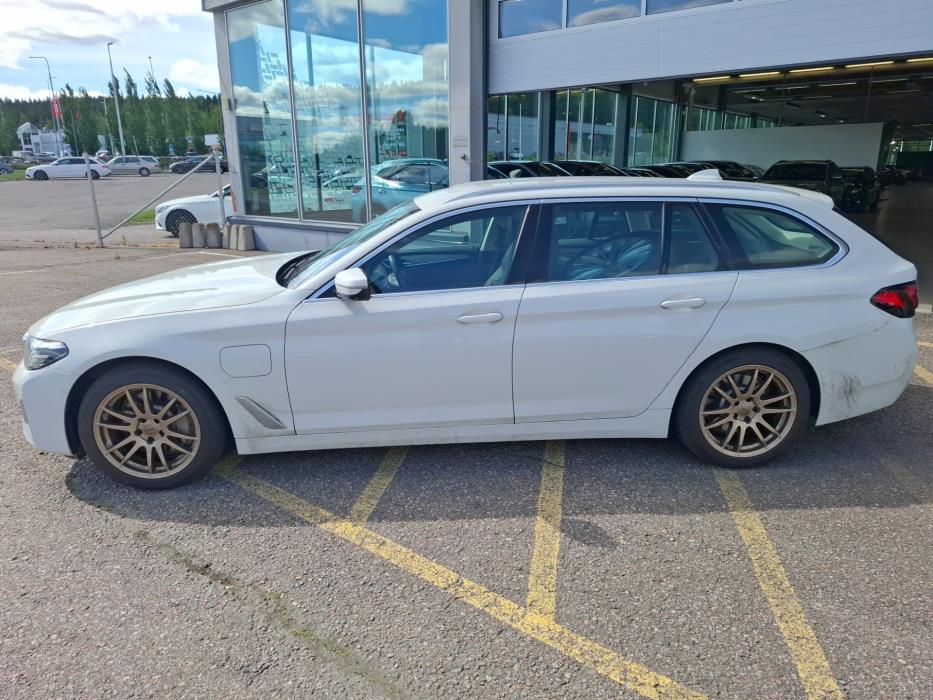 BMW 530 2021