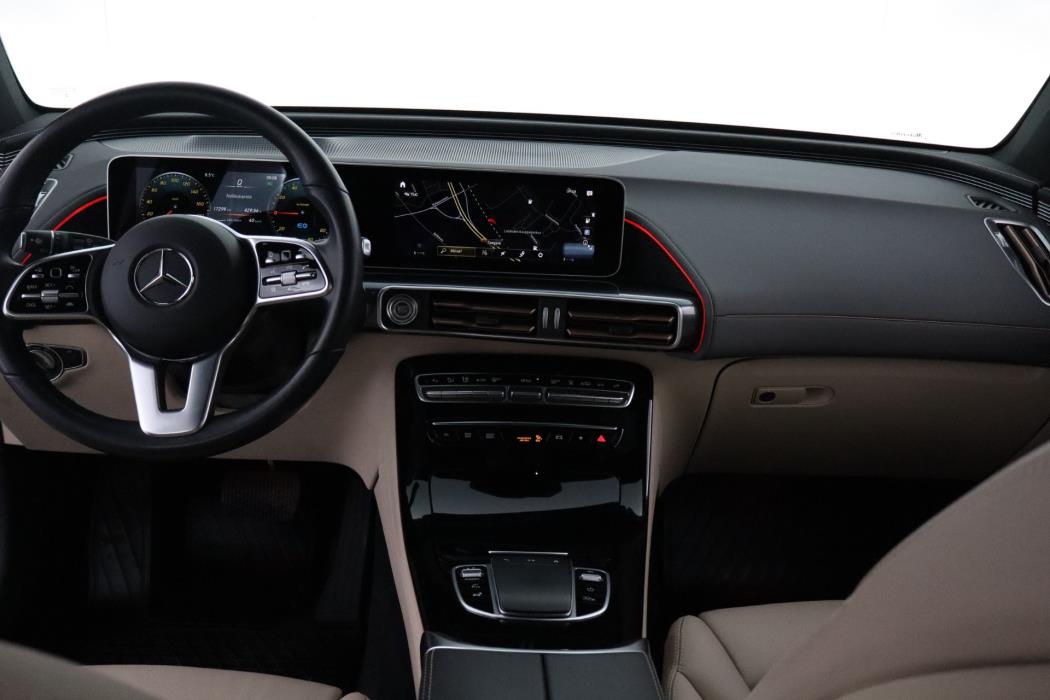 MERCEDES-BENZ EQC 2020