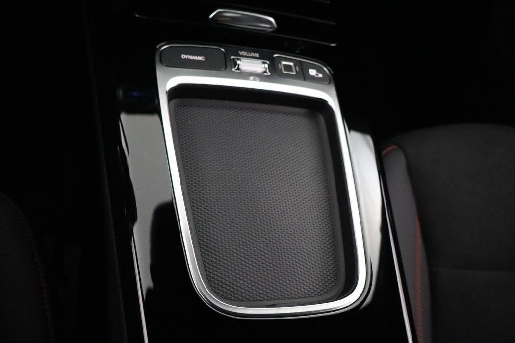 Mercedes-Benz CLA 2025