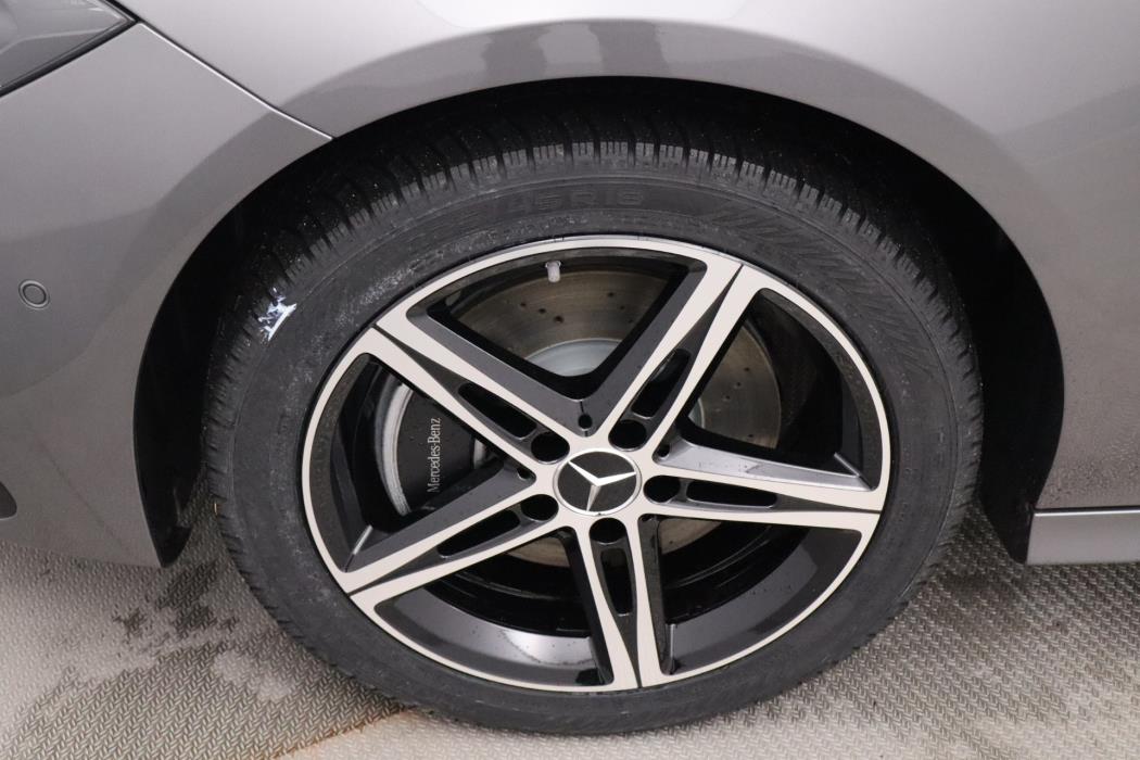 Mercedes-Benz CLA 2025