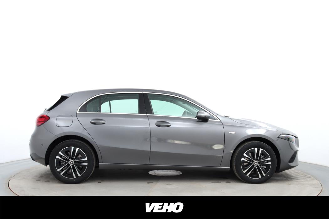 Mercedes-Benz A 2025