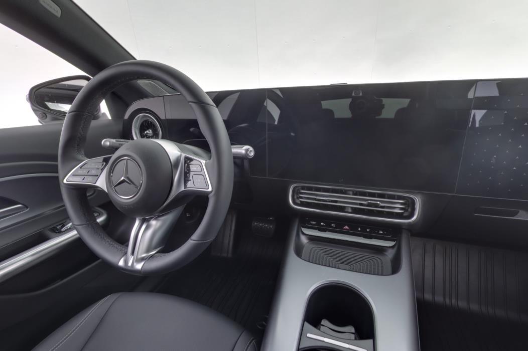 MERCEDES-BENZ CLA 2026