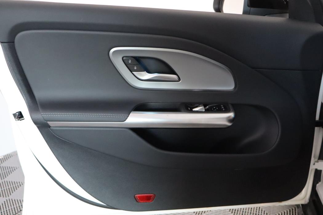 MERCEDES-BENZ CLA 2026