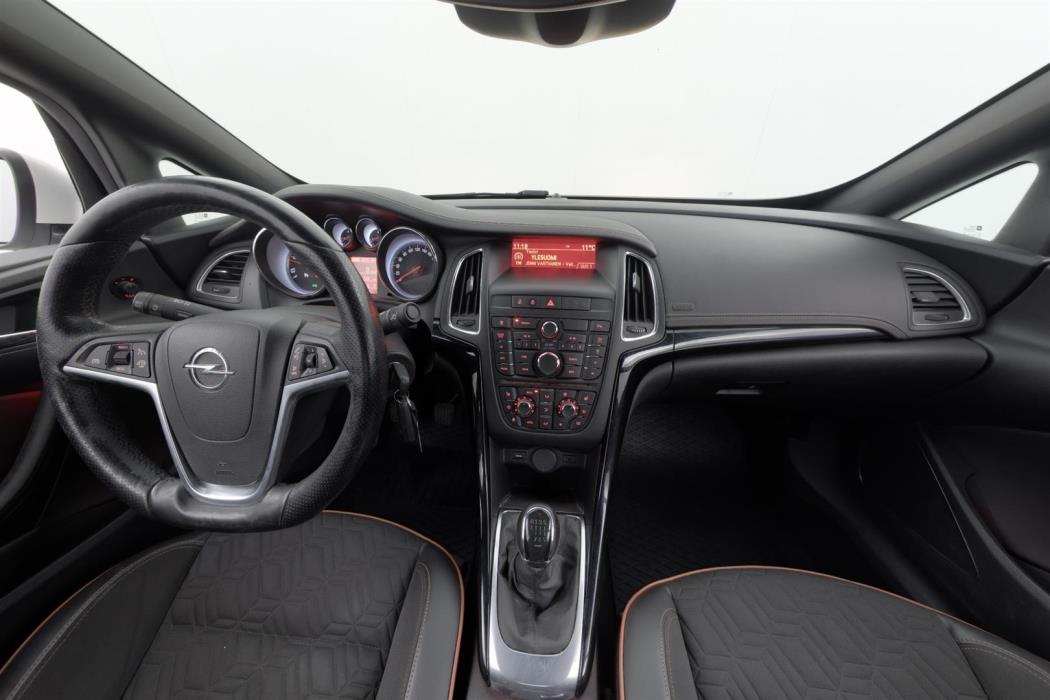 OPEL Cascada 2014