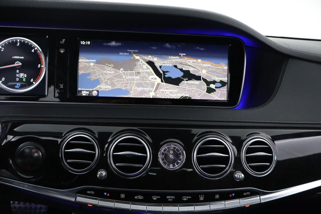 MERCEDES-BENZ S 2013