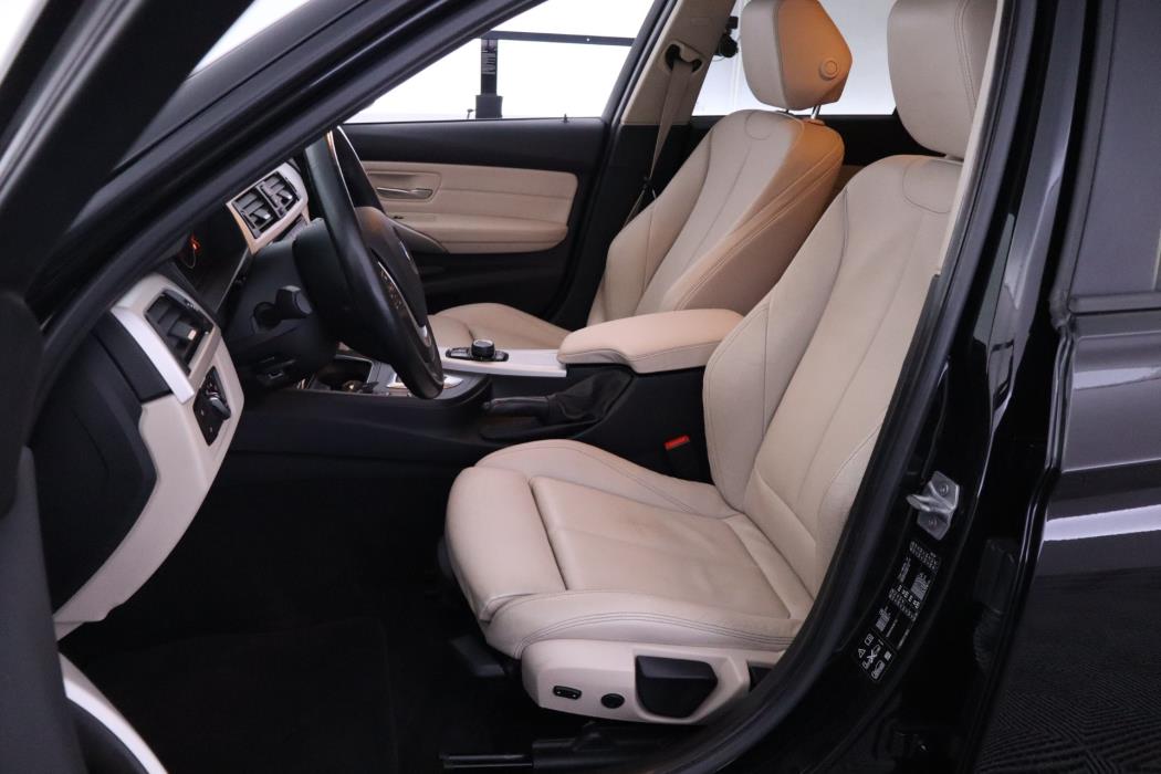 BMW 320 2017