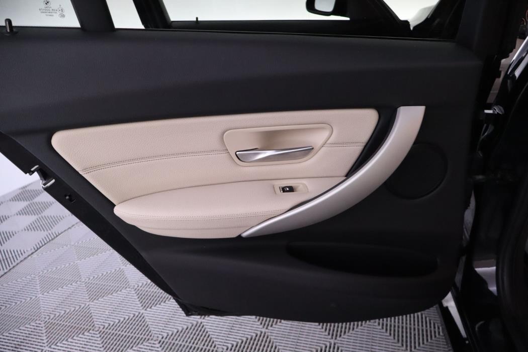 BMW 320 2017