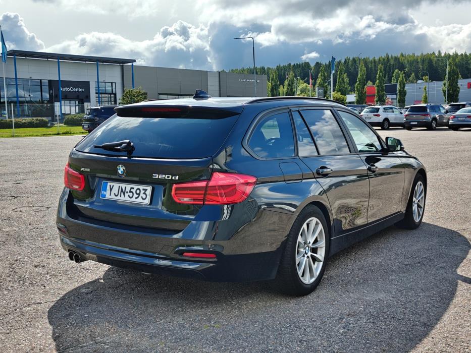 BMW 320 2017