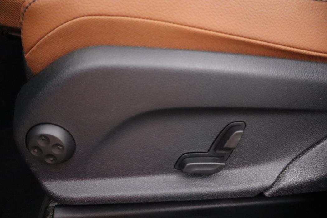 MERCEDES-BENZ GLC 2022