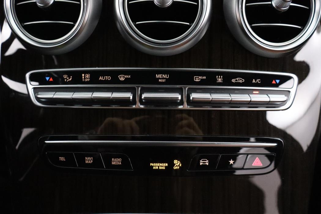 MERCEDES-BENZ GLC 2022