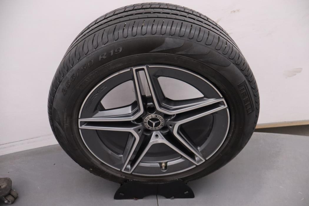 MERCEDES-BENZ GLC 2022