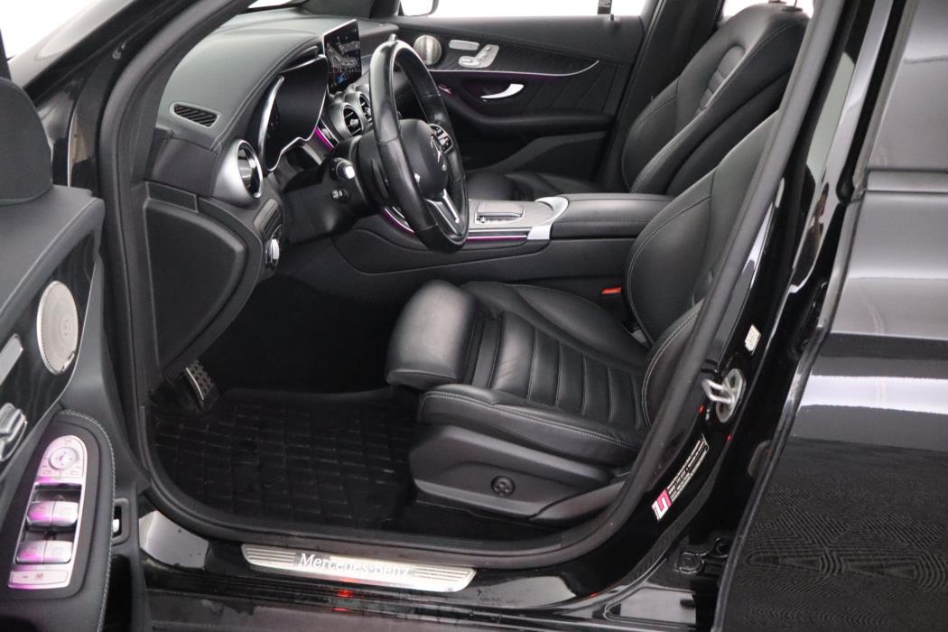 MERCEDES-BENZ GLC 2022