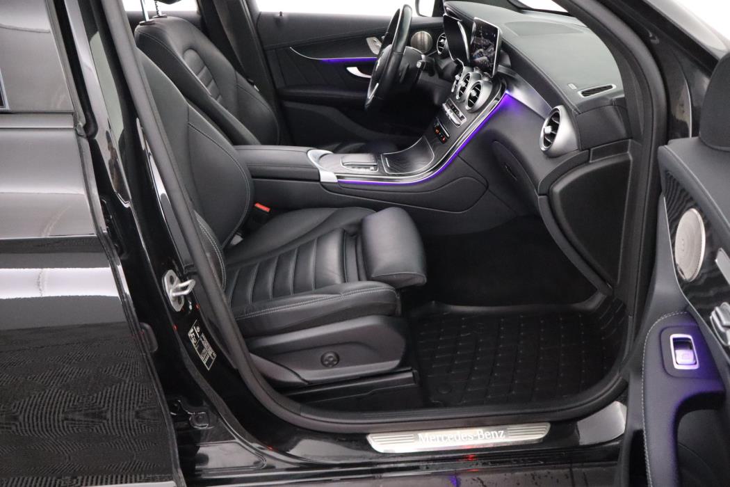 MERCEDES-BENZ GLC 2022