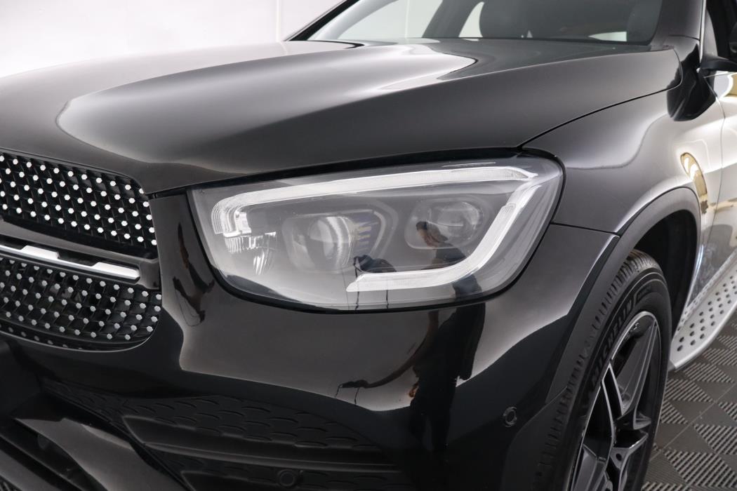 MERCEDES-BENZ GLC 2022