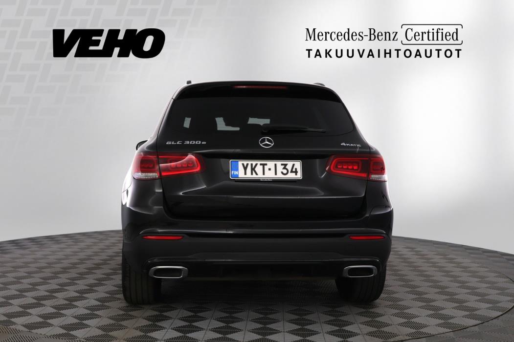 MERCEDES-BENZ GLC 2022