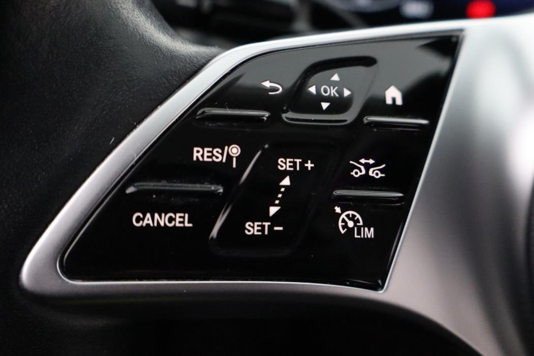 MERCEDES-BENZ C 2022