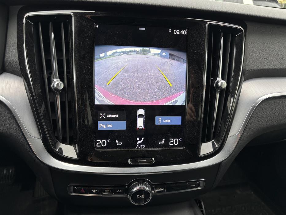 VOLVO V60 2022