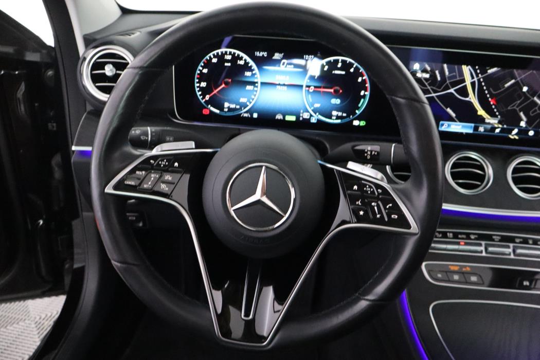 MERCEDES-BENZ E 2023