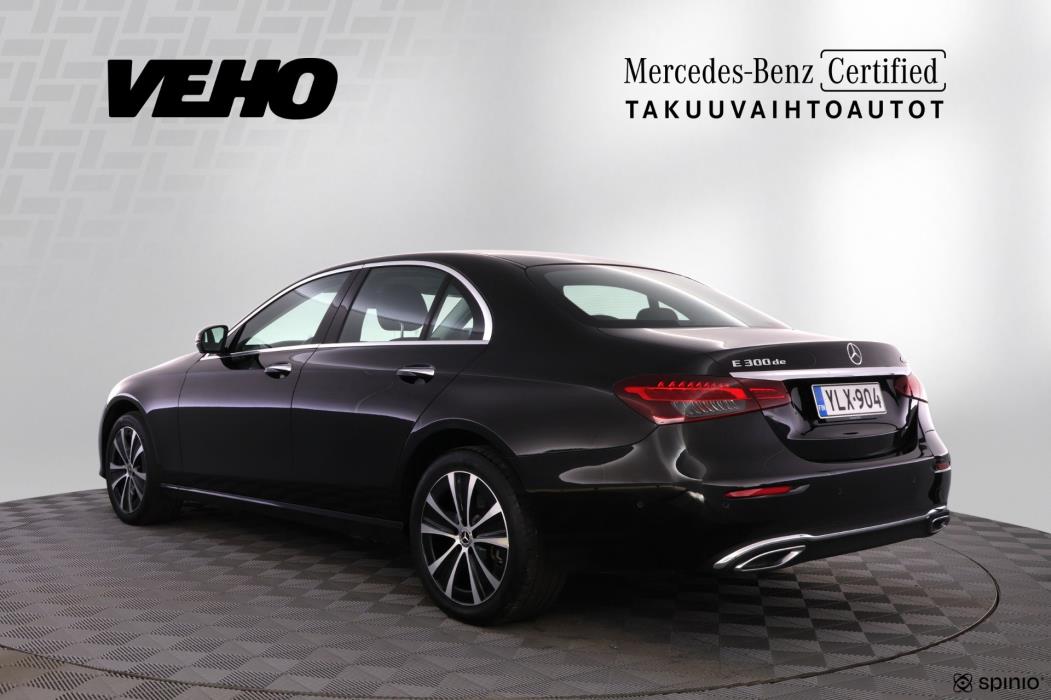 MERCEDES-BENZ E 2023